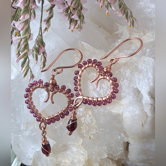 Artisan Jewelry - Garnet Heart Earrings Artisan Crafted Copper Design Dangle Drop